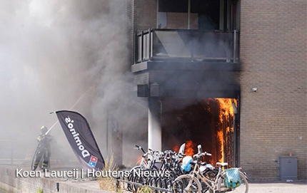Accubrand bij Domino's Pizza - grote schade en evacuatie omwonenden