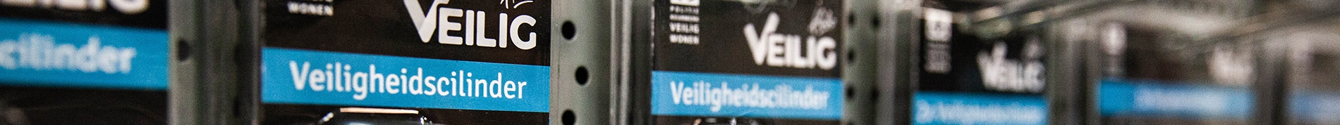 Winkelinrichting Hubo Hang- en sluitwerk