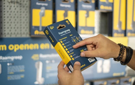 Accubrand bij Domino's Pizza - grote schade en evacuatie omwonenden